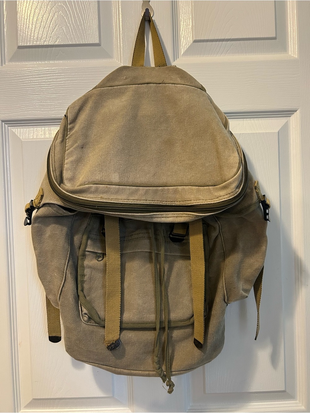 Army Green Canvas Outdoor Backpack